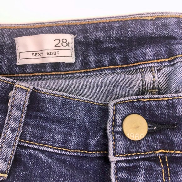 EUC, Excellent Used Condition. Lands' End straight leg jeans are in a soft gray - Picture 2 of 5